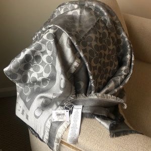 NWT Coach Silver Metallic Scarf